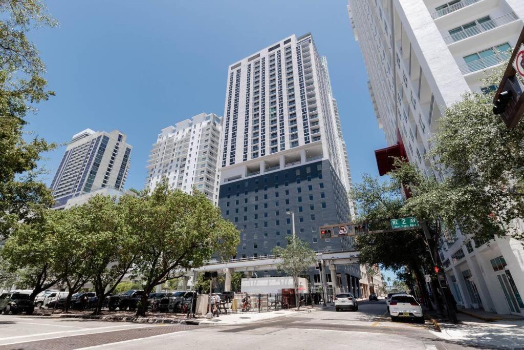 Amazing 2 Bedroom 30Th Floor Downtown Free Parking Miami Luaran gambar